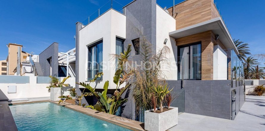 Huvila Torrevieja, Alicante, Espanja 4 makuuhuonetta, 150 m2 No. 49406