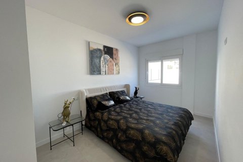 Продажа квартиры в Пилар де ла Орадада, Аликанте, Испания 3 спальни, 141.33м2 №117003 - фото 7