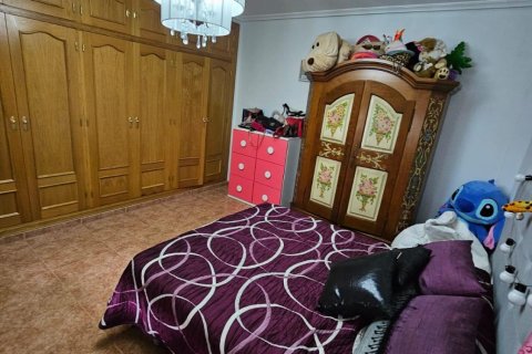 House for sale Dolores, Alicante, Spain 4 bedrooms, 250 sq.m. No. 91642 - photo 6
