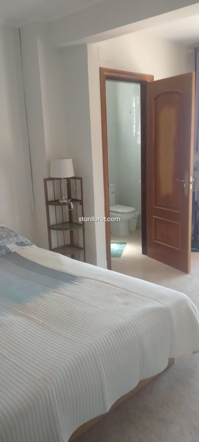 Villa in Lloret de Mar, Girona, Spain 3 bedrooms, 335 sq.m. No. 104060