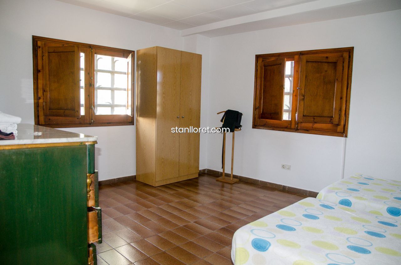 Māja Blanes, Girona, Spānijā 7 istabas, 400 m2 Nr. 104062