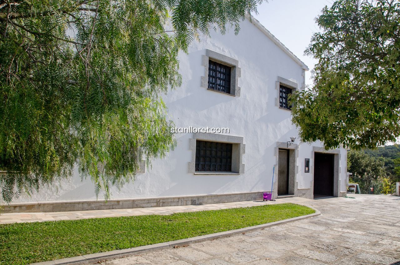 Māja Blanes, Girona, Spānijā 7 istabas, 400 m2 Nr. 104062