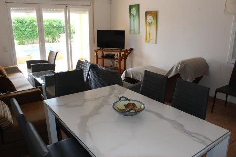 Продажа дома Л'Аметлья-де-Мар, Таррагона, Испания 4 спальни, 205м2 №21596 - фото 6