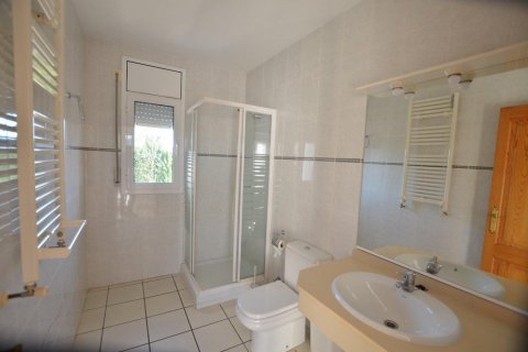 Продажа дома Л'Аметлья-де-Мар, Таррагона, Испания 4 спальни, 290м2 №21575 - фото 16