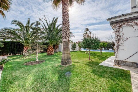 House for sale Cambrils, Tarragona, Spain 4 bedrooms, 357 sq.m. No. 22948 - photo 14