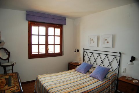 Māja pārdošanā L'Ametlla de Mar, Tarragona, Spānijā 4 istabas, 200 m2 Nr. 21574 - attēls 10