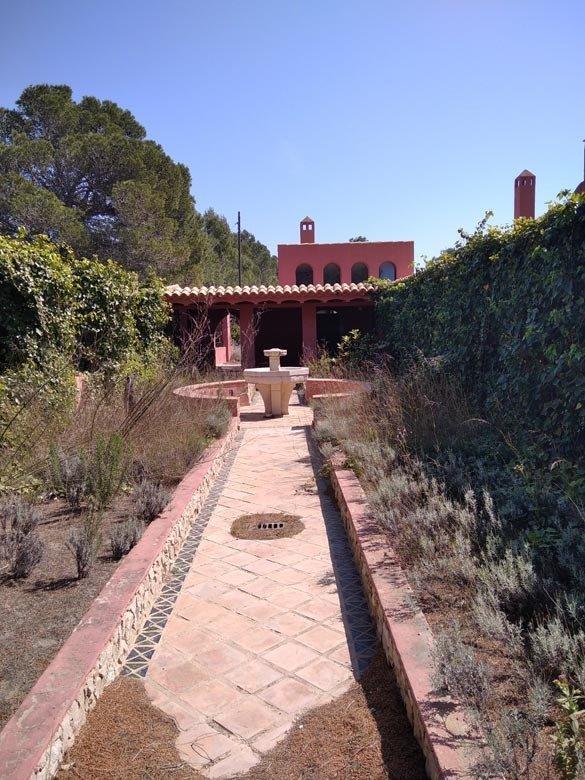 Hus i L'Ametlla de Mar, Tarragona, Spanien 9 sovrum, 908 kvm. Nr. 21579