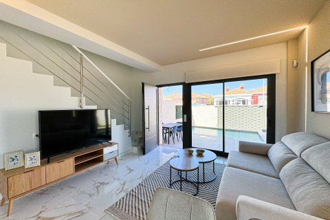 Radhus till salu Los Montesinos, Alicante, Spanien 3 sovrum, 99 kvm. Nr. 98527 - foto 6