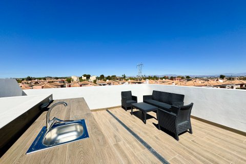 Radhus till salu Los Montesinos, Alicante, Spanien 3 sovrum, 99 kvm. Nr. 98527 - foto 18