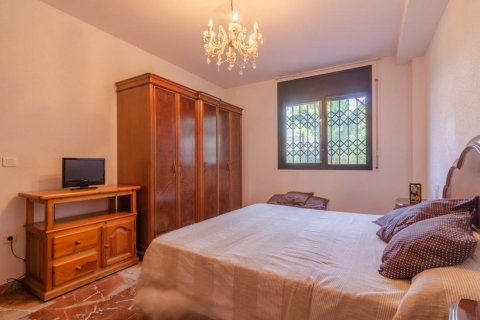 Продажа квартиры Салоу, Таррагона, Испания 4 спальни, 100м2 №21818 - фото 7