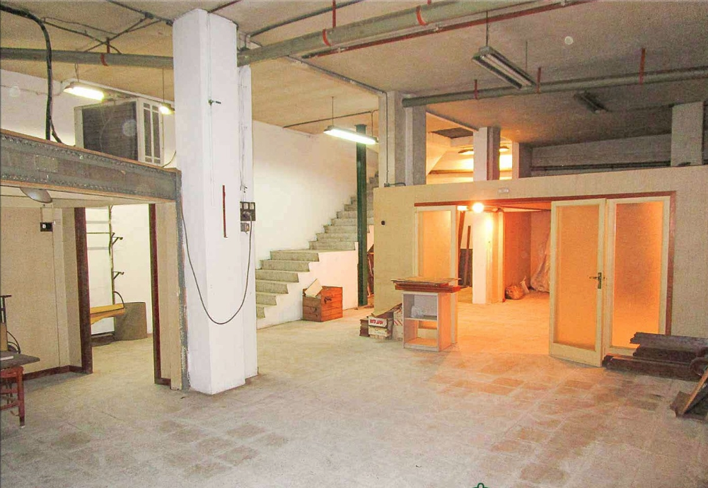 Proprietà commerciale a L'Eixample, Barcelona, Spagna 475 mq. N° 22744