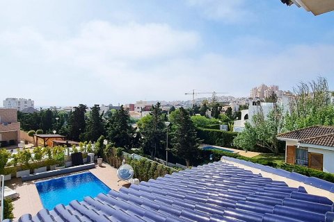 Villa till salu La Mata, Alicante, Spanien 5 sovrum, 438 kvm. Nr. 111135 - foto 8