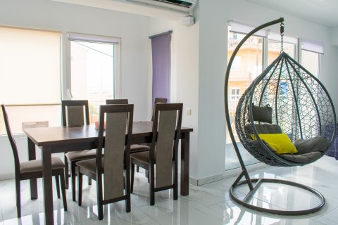Apartment for sale Torrevieja, Alicante, Spain 3 bedrooms, 81 sq.m. No. 118898 - photo 2