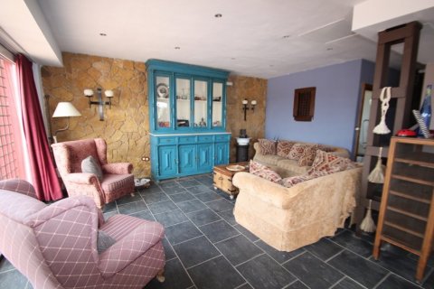 Finca myytävänä Torremendo, Alicante, Espanja, 4 makuuhuonetta, 350 m2 No. 113909 - kuva 8
