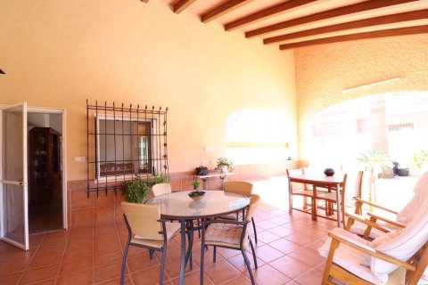 Villa à vendre Punta Prima, Alicante, Espagne, 4 chambres, 220 m2 No. 113911 - photo 10