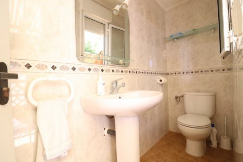 Villa à vendre Punta Prima, Alicante, Espagne, 4 chambres, 220 m2 No. 113911 - photo 9