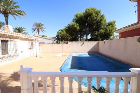 Villa à vendre Punta Prima, Alicante, Espagne, 4 chambres, 220 m2 No. 113911 - photo 25