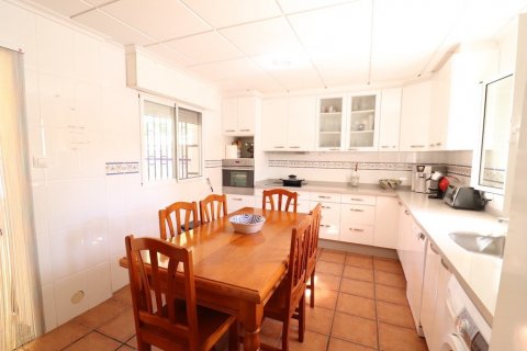 Villa à vendre Punta Prima, Alicante, Espagne, 4 chambres, 220 m2 No. 113911 - photo 14