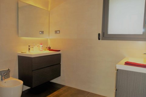 House for sale Barcelona, Spain 4 bedrooms, 288 sq.m. No. 36128 - photo 16