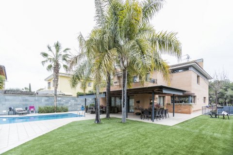 House for sale Barcelona, Spain 5 bedrooms, 496 sq.m. No. 53097 - photo 2