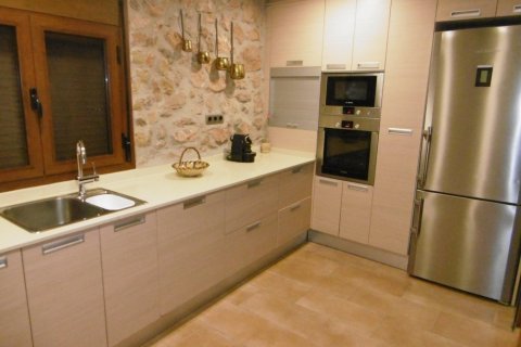 Продажа дома Барселона, Испания 5 спален, 310м2 №21614 - фото 7