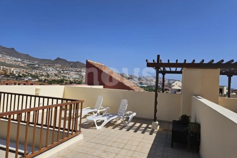 Penthouse for sale Adeje, Tenerife, Spain 2 bedrooms, 100 sq.m. No. 109818 - photo 3