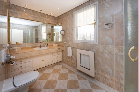 Villa for sale Nova Santa Ponsa, Mallorca, Spain 5 bedrooms, 487 sq.m. No. 111989 - photo 17