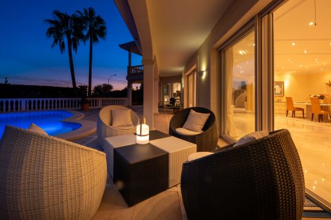 Villa for sale Nova Santa Ponsa, Mallorca, Spain 5 bedrooms, 487 sq.m. No. 111989 - photo 4
