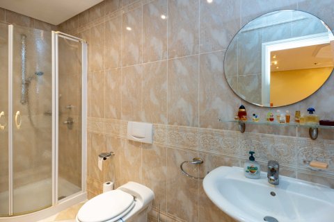 Villa for sale Nova Santa Ponsa, Mallorca, Spain 5 bedrooms, 487 sq.m. No. 111989 - photo 21