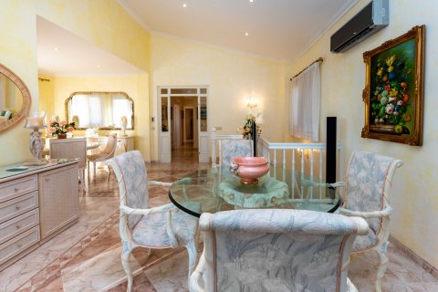 Villa for sale Costa De La Calma, Mallorca, Spain 4 bedrooms, 464 sq.m. No. 111984 - photo 5