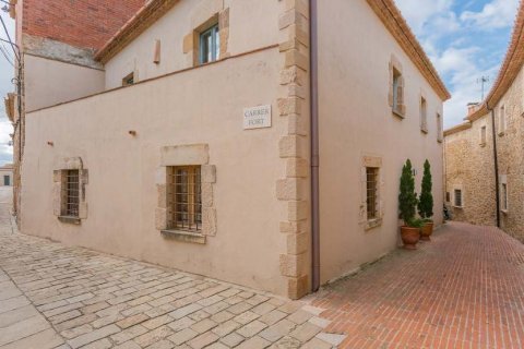 Lokal usługowy Girona, Hiszpania 6 sypialni, 685 mkw. nr 22618 – zdjęcie 14