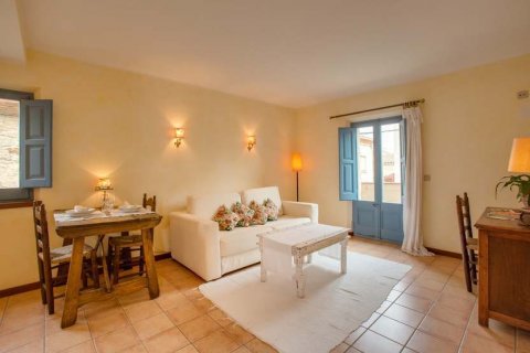 Lokal usługowy Girona, Hiszpania 6 sypialni, 685 mkw. nr 22618 – zdjęcie 25