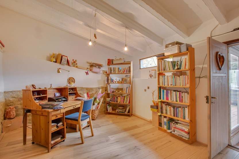 Коммерческая недвижимость в Жирона, Герона, Испания 6 спален, 685м2 №22618
