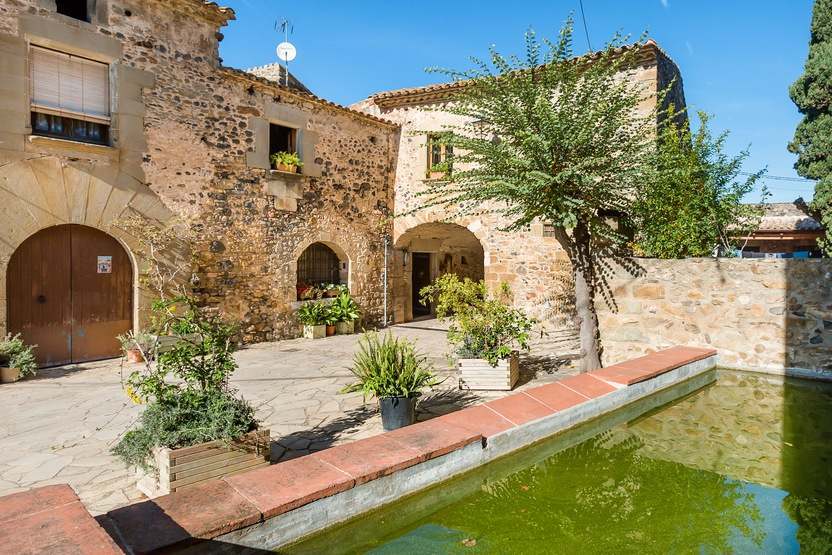 Kommersiell fastighet i Girona, Spanien 5 sovrum, 865 kvm. Nr. 22617
