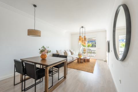 Apartment for sale Benahavis, Malaga, Spain 2 bedrooms, 111 sq.m. No. 109670 - photo 3