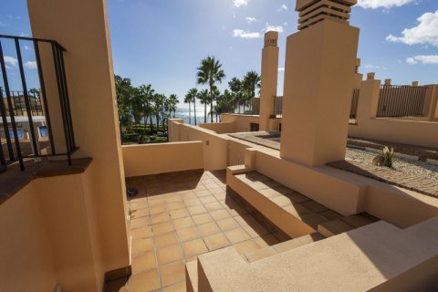 Takvåning till salu Estepona, Malaga, Spanien 1 sovrum, 105 kvm. Nr. 109664 - foto 4