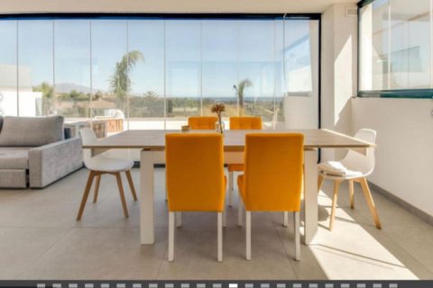Duplex for sale Estepona, Malaga, Spain 3 bedrooms, 165 sq.m. No. 109666 - photo 2