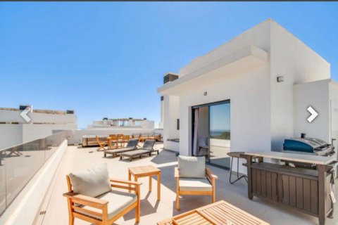 Duplex for sale Estepona, Malaga, Spain 3 bedrooms, 165 sq.m. No. 109666 - photo 5