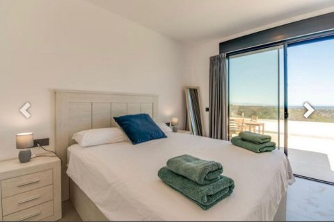 Duplex for sale Estepona, Malaga, Spain 3 bedrooms, 165 sq.m. No. 109666 - photo 13