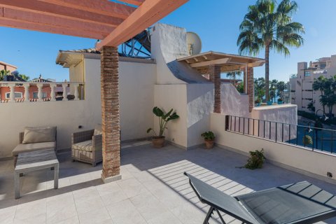 Townhouse à vendre Estepona, Malaga, Espagne, 3 chambres, 207 m2 No. 109665 - photo 3