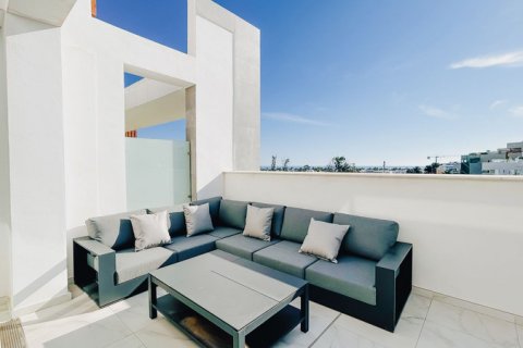 Ático en venta Estepona, Málaga, España 3 dormitorios,  No. 109667 - foto 17
