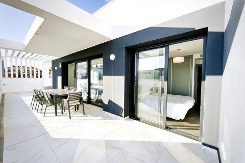 Ático en venta Estepona, Málaga, España 3 dormitorios,  No. 109667 - foto 18