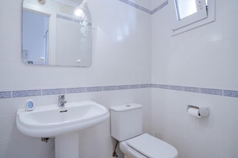 Duplex for sale Moraira, Alicante, Spain 2 bedrooms, 125 sq.m. No. 118071 - photo 24