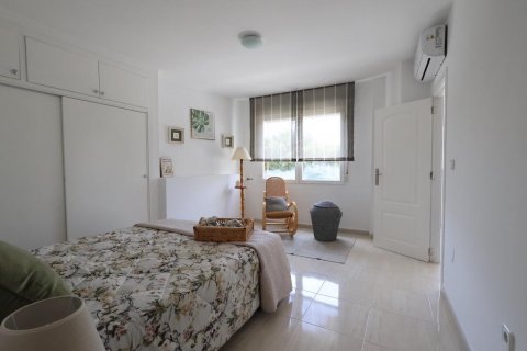 Dzīvoklis pārdošanā Torrevieja, Alicante, Spānijā 3 istabas, 110 m2 Nr. 115385 - attēls 17