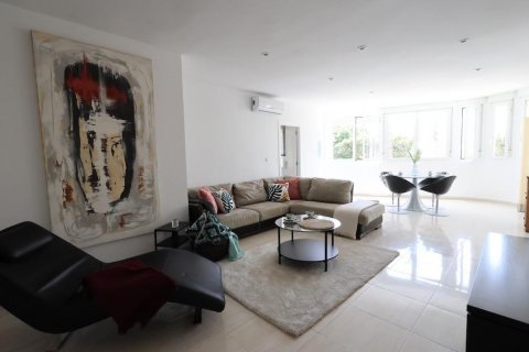 Dzīvoklis pārdošanā Torrevieja, Alicante, Spānijā 3 istabas, 110 m2 Nr. 115385 - attēls 21