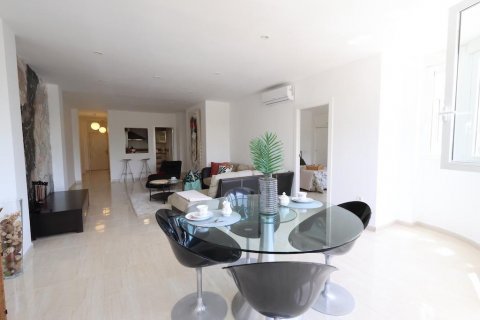Dzīvoklis pārdošanā Torrevieja, Alicante, Spānijā 3 istabas, 110 m2 Nr. 115385 - attēls 8
