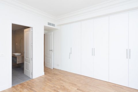 Dzīvoklis pārdošanā Madrid, Spānijā 6 istabas, 340 m2 Nr. 107891 - attēls 27