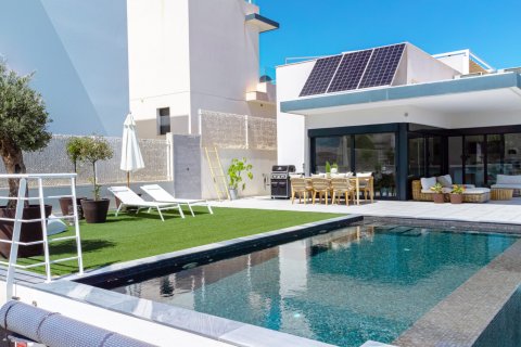Villa for sale San Miguel de Salinas, Alicante, Spain 5 bedrooms, 295 sq.m. No. 115617 - photo 17
