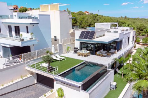 Villa for sale San Miguel de Salinas, Alicante, Spain 5 bedrooms, 295 sq.m. No. 115617 - photo 18