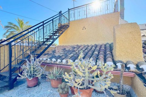 Продажа виллы Торревьеха, Аликанте, Испания 4 спальни, 116м2 №117327 - фото 20